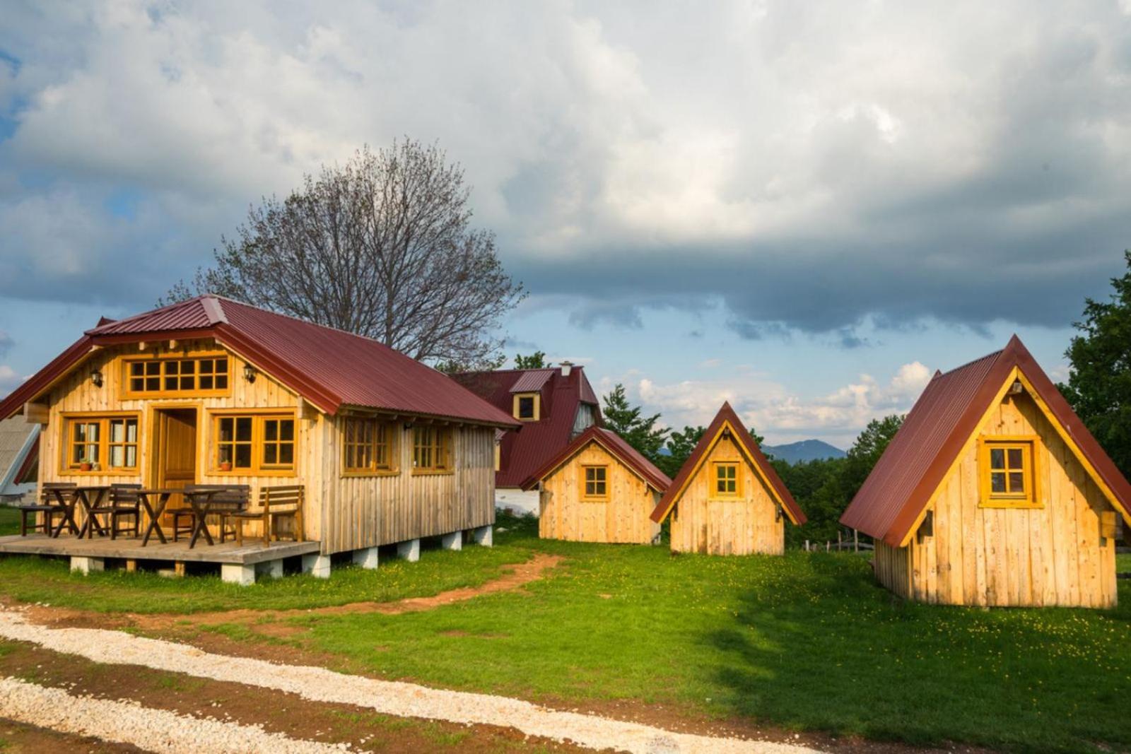Maple Bungalows Zabljak  Luaran gambar